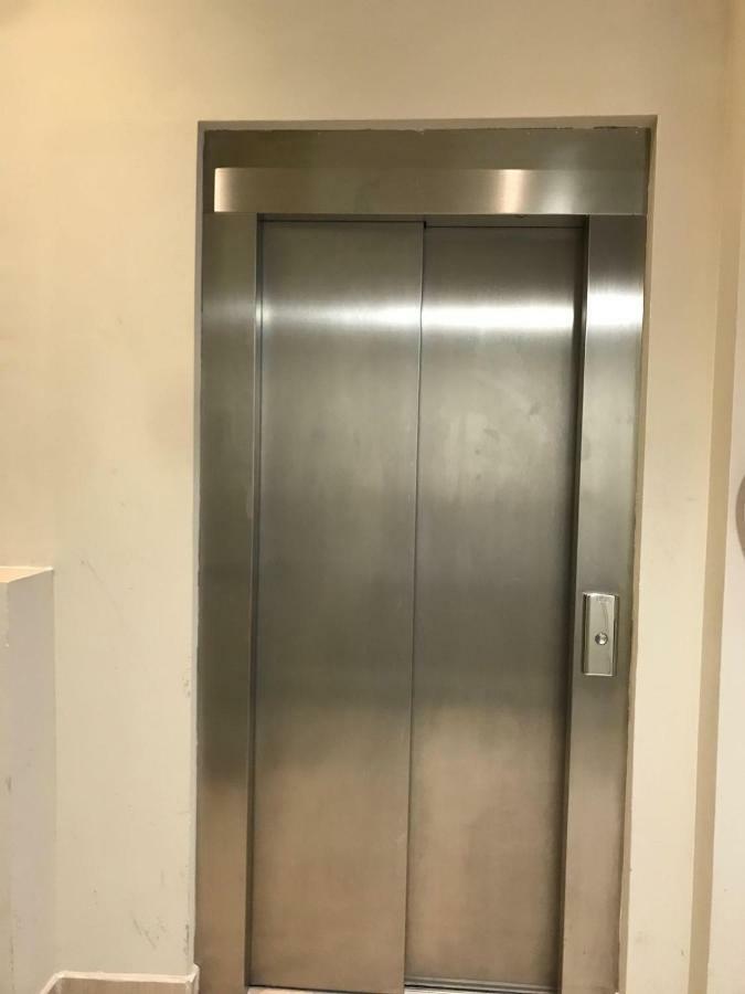 Appartamento Vtz El Balcon Del Coso II Saragozza Esterno foto